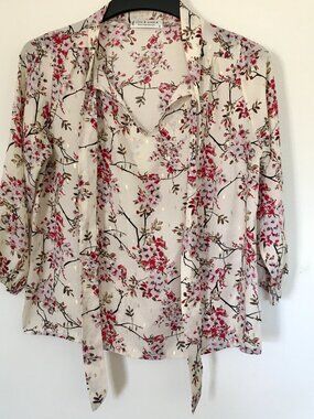 Jon & Anna Contemporary Gold Metallic Floral Blouse Tie V-Neck 3/4 Sleeve Top S